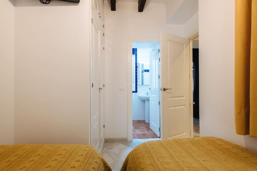 Ad2B Apartment, 300M From Cathedral With 2Br Sevilla Exteriér fotografie
